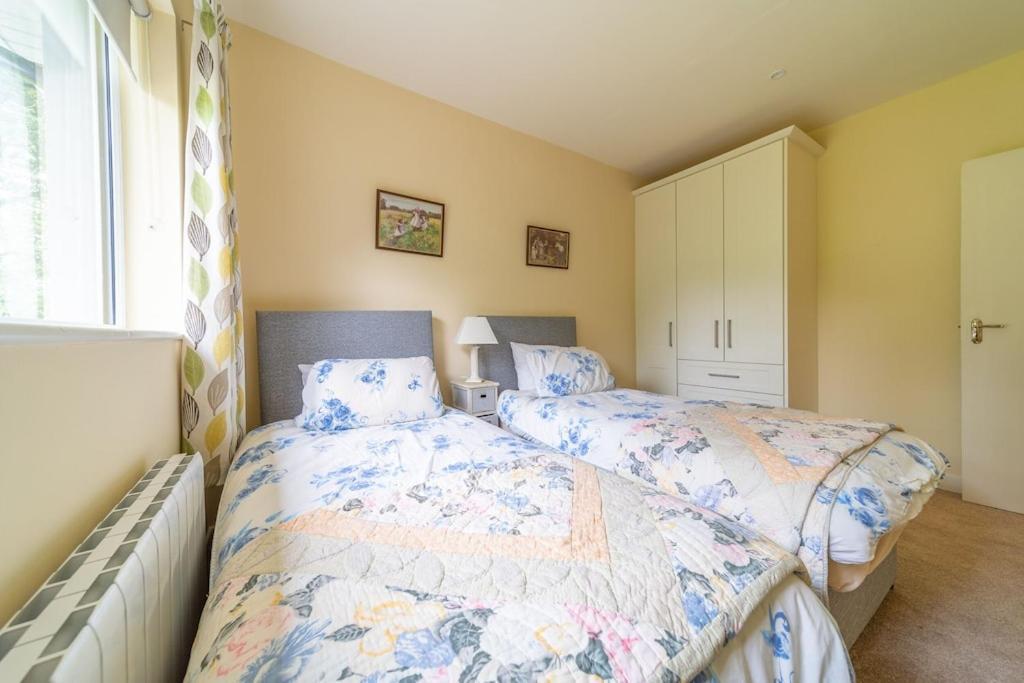 2 Bed Waterfront Property - Close To Courtmacsherry Κορκ Εξωτερικό φωτογραφία