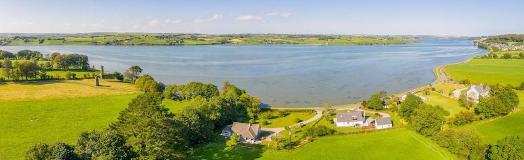 2 Bed Waterfront Property - Close To Courtmacsherry Κορκ Εξωτερικό φωτογραφία